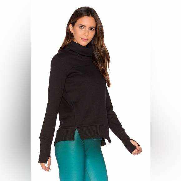 ALO Haze Long Sleeve Sweatshirt in Black Size Small - Picture 2 of 7